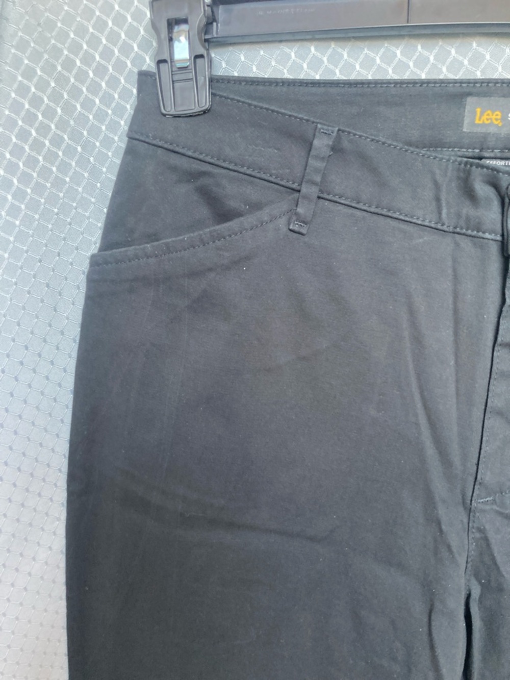 Lee midrise relaxed fit straight leg pant black effortless wash & wear 12 short - Picture 16 of 17